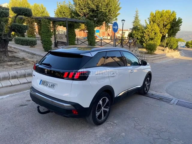 PEUGEOT 11
